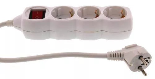 Prelungitor 3 prize 1.5m cu intrerupator 3500W 16A 3xG1.5mmp Well