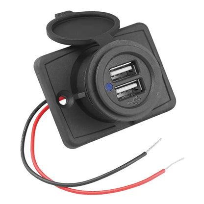 Priza auto 12V/24V 2x USB 5V /2.4A 60x45x40mm LTC LXG522